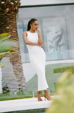 Backless Bruna Dress -SABO™ Shop 0cfffeb8 c00e 4931 8b3d 81176a71331a