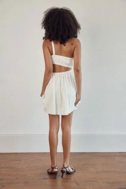 Rome Dress - White 19 Rome Dress - White -SABO™ Shop 35cd5d7f 3697 481a bb04 432485bcdb8b