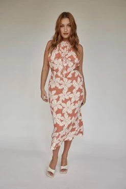 Peaches Backless Dress - Forest Floral 18 Peaches Backless Dress - Forest Floral -SABO™ Shop 37b558a7 5e09 4ba9 8cdb 56ea90974d7e