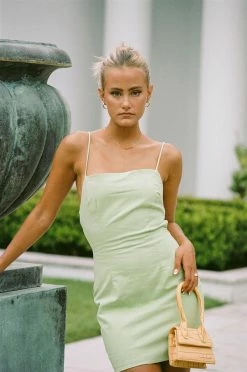 Phoenix Dress - Green -SABO™ Shop 4bdefc0a 3f59 4705 a9c7 26911a2cf1d0