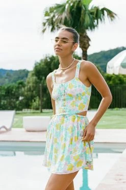 Mase Dress - Spring Floral 12 Mase Dress - Spring Floral -SABO™ Shop 68afee4c b12a 4bed 9704 51a23e06dc31