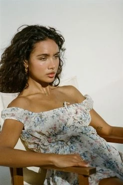 Izobel Dress - Floral (Petite) 9 Izobel Dress - Floral (Petite) -SABO™ Shop 6962900d c392 4f79 813f 76746f243ca2