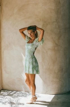 Backless Liloh Dress 28 Backless Liloh Dress -SABO™ Shop 6a06c066 4f20 48d1 96bf 72c112055f53