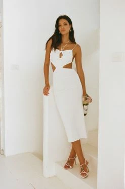 Fernanda Midi Dress - White 13 Fernanda Midi Dress - White -SABO™ Shop 6c272c75 c3a3 4fc5 af10 2ec9290ba9df
