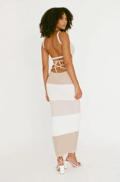 London Knit Dress - Sand 15 London Knit Dress - Sand -SABO™ Shop 8a7db8f6 50a5 4582 8518 ed1d1236da91