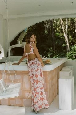 Archa Maxi Dress - Forest Floral 16 Archa Maxi Dress - Forest Floral -SABO™ Shop 9193e199 59e5 4414 b1c8 462706ec2725