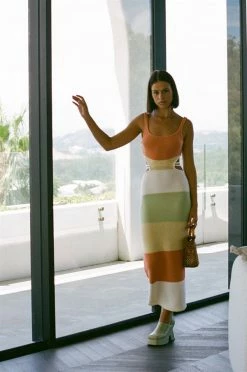 London Knit Dress - Earth -SABO™ Shop a6953a89 d4e6 483e 9680 a768c64d4a95