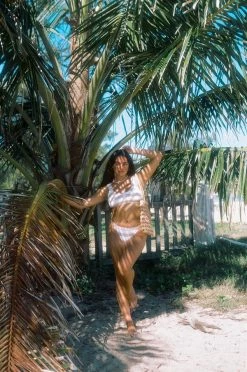 Avani Crochet Top -SABO™ Shop a871f275 e377 4da1 a3a8 a13110e7f769