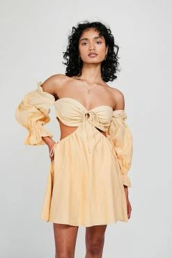 Daria Halter Dress 21 Daria Halter Dress -SABO™ Shop a8e12834 dfad 428d a830 5dbcf8f3b752