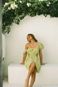 Yana Cutout Dress -SABO™ Shop b3f4728e 1c51 4858 abe8 f3e9a17e0869