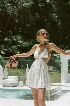 Izabella Dress - White 12 Izabella Dress - White -SABO™ Shop ba123dae cd0d 427a a96b 4fde040c7b6f