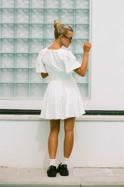 Santana Dress - White -SABO™ Shop c0f6608f 33fb 4fc9 be2f 106b4c2d0a65