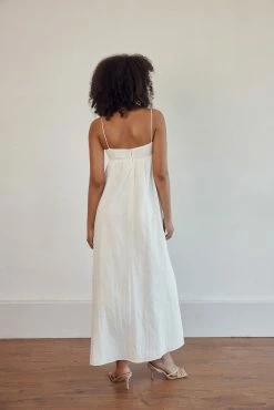 Azaria Dress - White -SABO™ Shop c9b84f3c 422b 41df 8a54 b44e24618ece