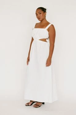 Akayla Dress -SABO™ Shop d4534bd8 1b83 42e9 8fd5 0ed1a12d3ddf