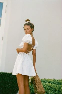 Yasmin Dress - White 25 Yasmin Dress - White -SABO™ Shop de4e3475 81d1 41c7 85a1 b8aaabda993a