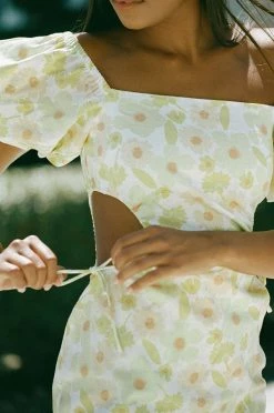 Zola Dress - Floral -SABO™ Shop e1f1763b 73ca 4831 a4c3 5f5cab8aa28b