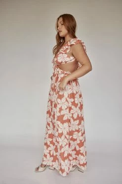 Archa Maxi Dress - Forest Floral 21 Archa Maxi Dress - Forest Floral -SABO™ Shop e443321b 96a3 4234 8bd7 c78b3c2f685a