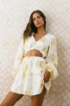 Emmaline Dress - Lemon Bouquet 10 Emmaline Dress - Lemon Bouquet -SABO™ Shop ec65565c d289 477c b18e f59286c8b957