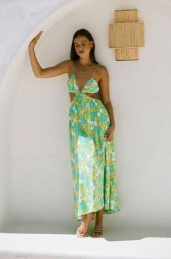 Toulouse Maxi Dress - Bryony Tropical 13 Toulouse Maxi Dress - Bryony Tropical -SABO™ Shop f3cc21e5 4e0c 4121 8ff4 66c429858433