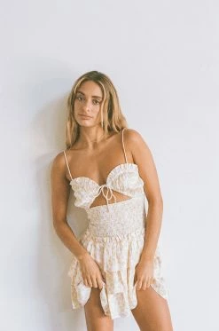 Londyn Dress -SABO™ Shop f4bb9e25 8c90 407d 9396 3724c3b5b81c