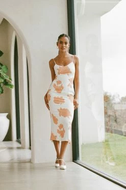 Avani Midi Dress -SABO™ Shop f9e489f8 3b7a 455d a59a 6456216f75ad