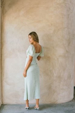 Jacqui Cutout Dress -SABO™ Shop ffbae54e e3e4 4ed4 b950 7e409f7f40e8