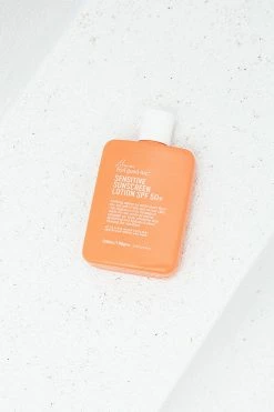 Sensitive Sunscreen 50+ 200ml 11 Sensitive Sunscreen 50+ 200ml -SABO™ Shop swimwear sensitive sunscreen 50 200ml 4